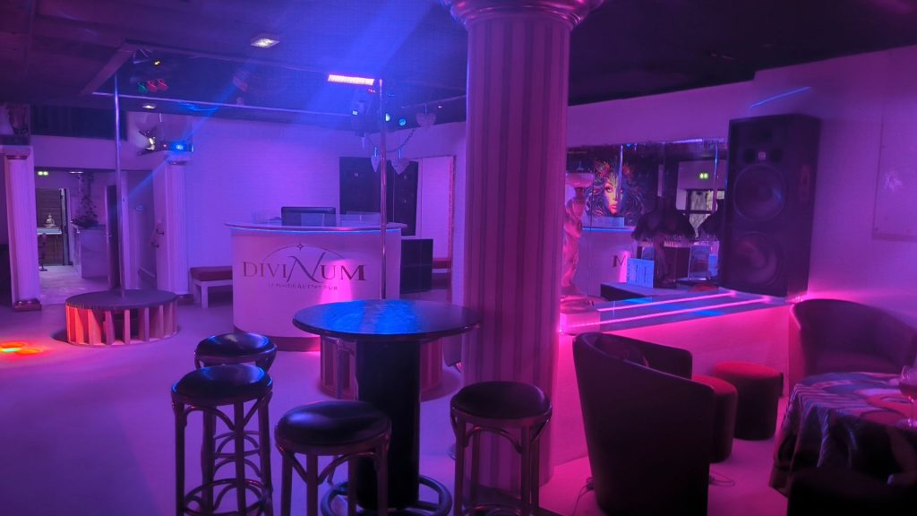 club-libertin-ledivinum